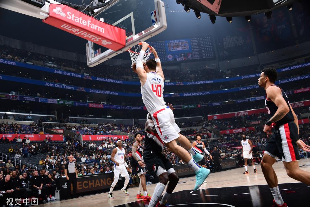 迷倍感自豪 迷倍感自豪