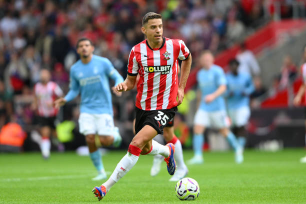 半场的第 半场的第